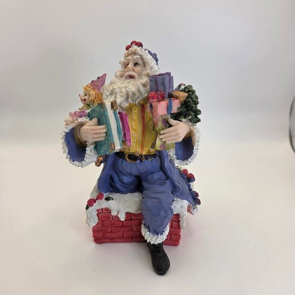 Lot of 4 Santa Claus Figurines – Resin Christmas Holiday Décor - Picture 7 of 16